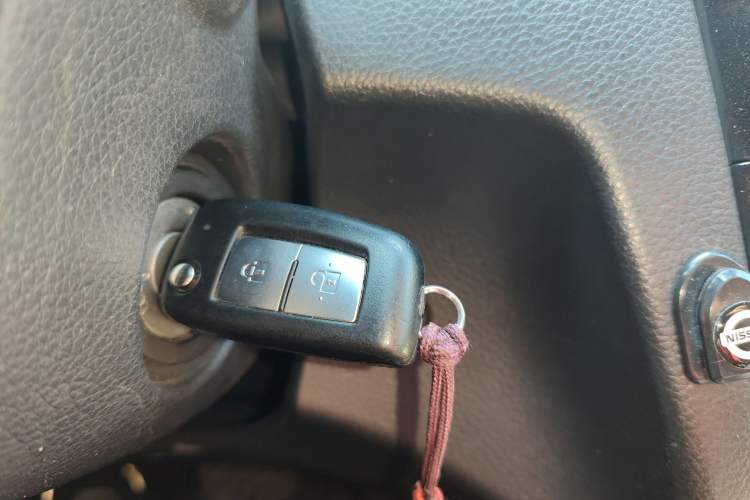 Used Nissan Qashqai 2017 2.0L CVT Smart Enjoyment Version China VI Standard Interior 1