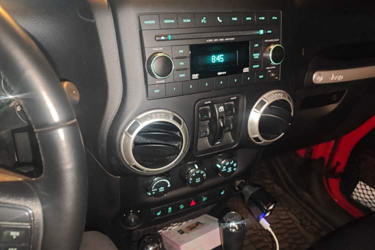 Used Jeep Wrangler 2017 3.0L Sahara Four-Door Comfort Edition