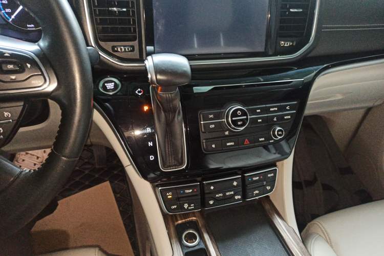 Used GAC Trumpchi M8 2018 320T Luxury Edition