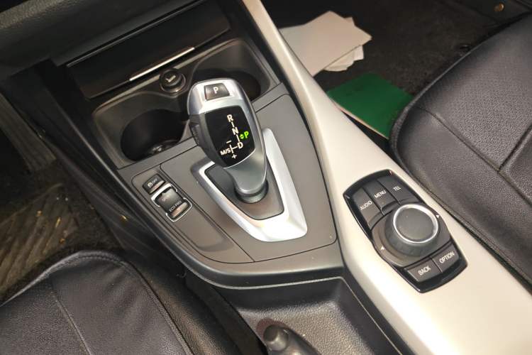 Used BMW 2 Series 2015 218i