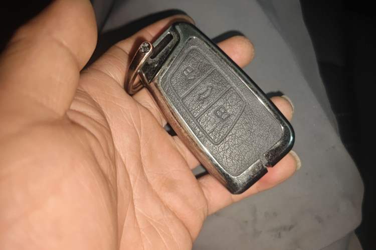 Used Volkswagen Magotan 2023 2 Million Units Limited-Edition 280TSI DSG Comfort Version Interior 1