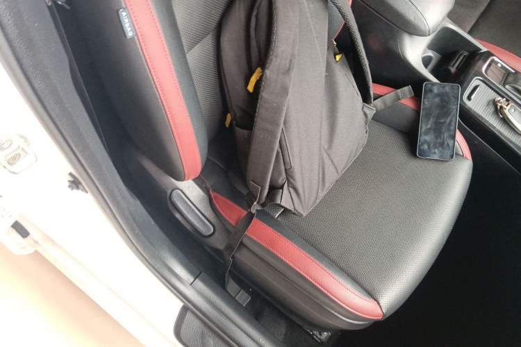 Used Kia K3 (Kai Shen) 2017 1.6T Automatic GLS Right Front Seat