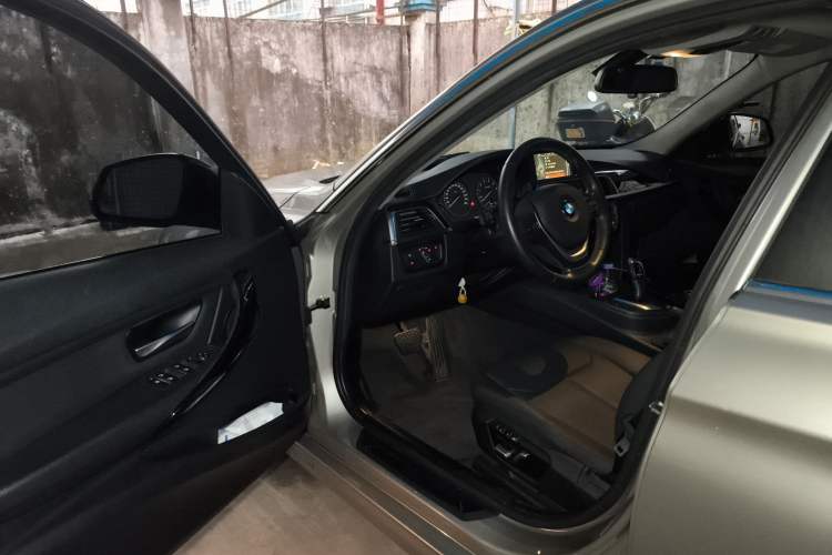 Used BMW 3 Series 2017 320Li Fashion Model Driver Seat