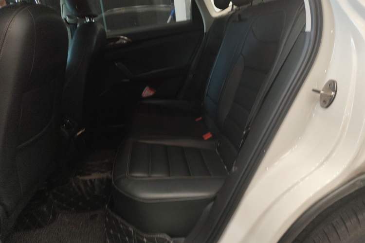 Used Volkswagen Tharu 2019 280TSI Two-Wheel Drive Luxury Version China VI Standard Left Rear Seat