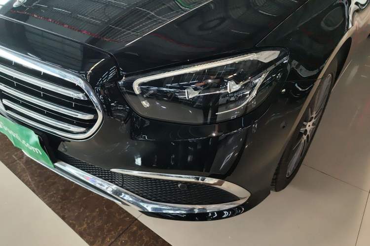 Used Mercedes-Benz E-Class 2023 E 260 L 4MATIC Left Front Headlight