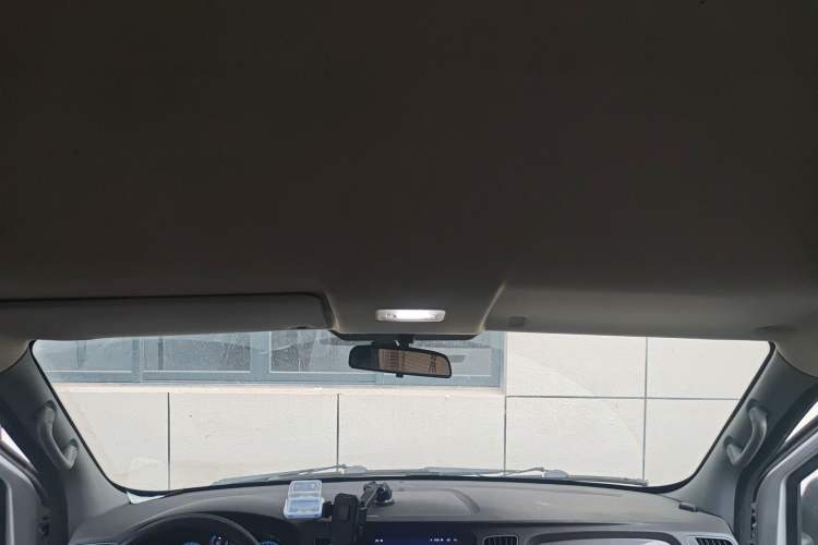 Used Foton Toano 2021 2.0T Manual Tongtu Short Wheelbase Mid-Height 5/6-Seater 4F20TC3 Headliner