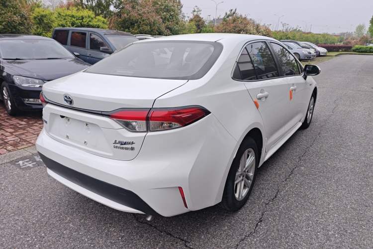 Used Toyota Levin 2022 Dual-Motor 1.8H E-CVT Leading Edition
