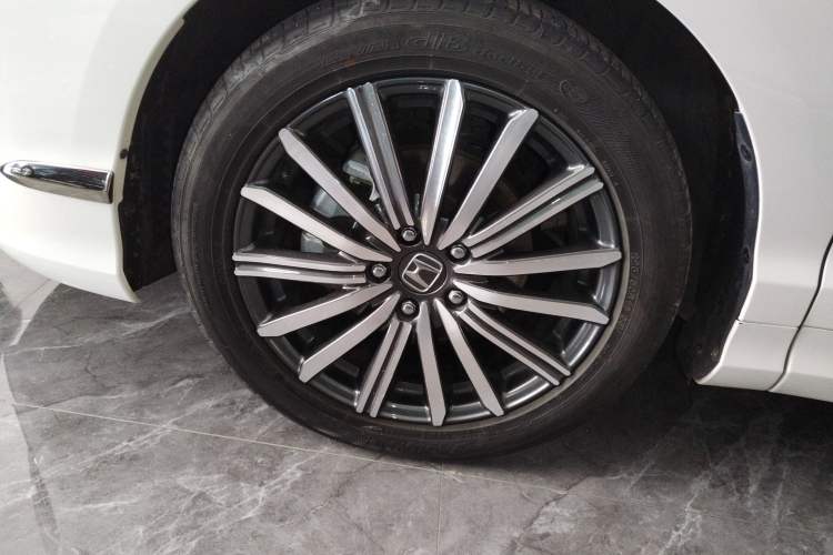 Used Honda Elysion 2022 2.0L eHEV Luxury Edition
