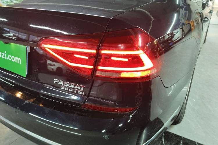 Used Volkswagen Passat 2017 280TSI DSG Luxury Edition