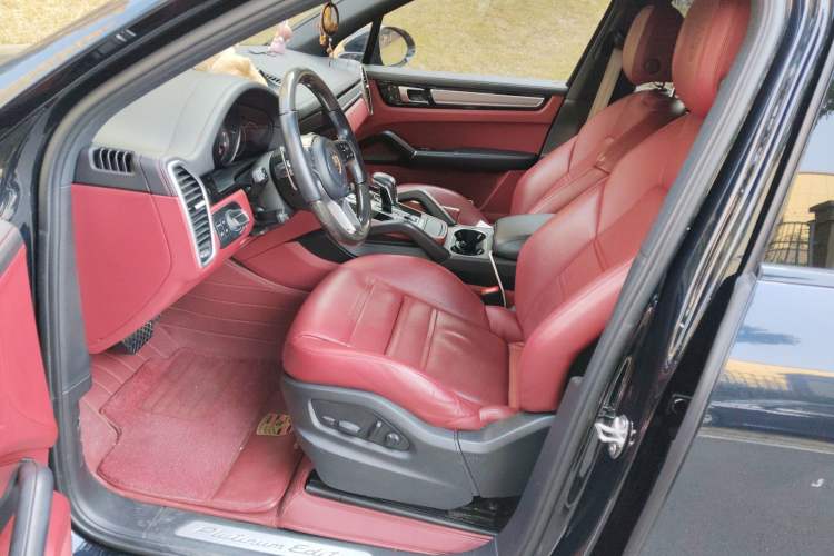 Used Porsche Cayenne 2023 Cayenne 3.0T Platinum Edition
