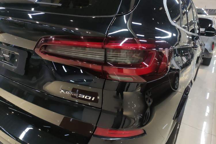 Used BMW X5 2021 xDrive30i M Sport Package
