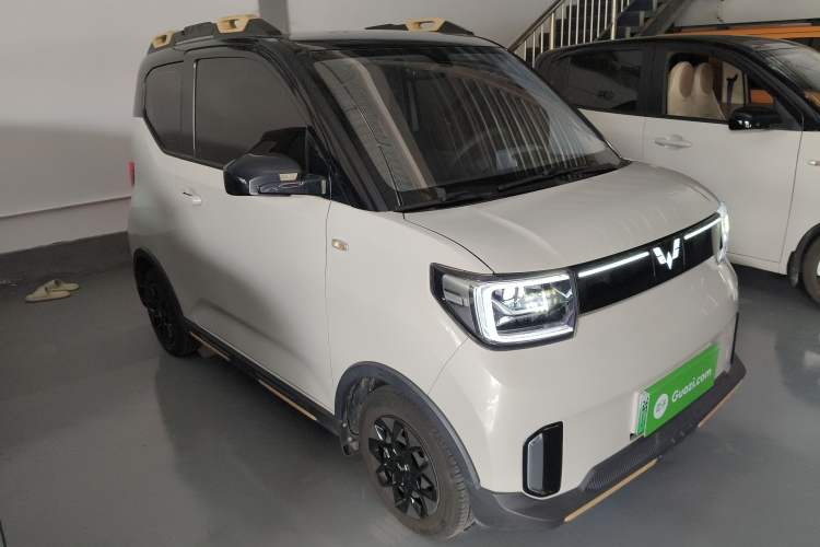 Used Wuling Hongguang MINIEV 2022 GAMEBOY 300km Enthusiast Model with Lithium Iron Phosphate