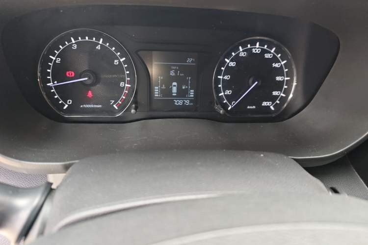 Used CHANGAN OSHAN X70A 2018 1.5L Manual Standard Edition Odometer Close Up