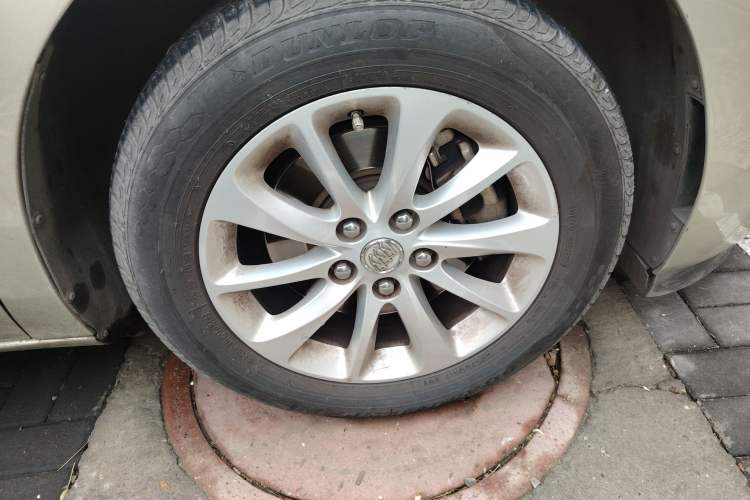 Used Buick GL8 2017 ES 28T Comfort Model China V Standard