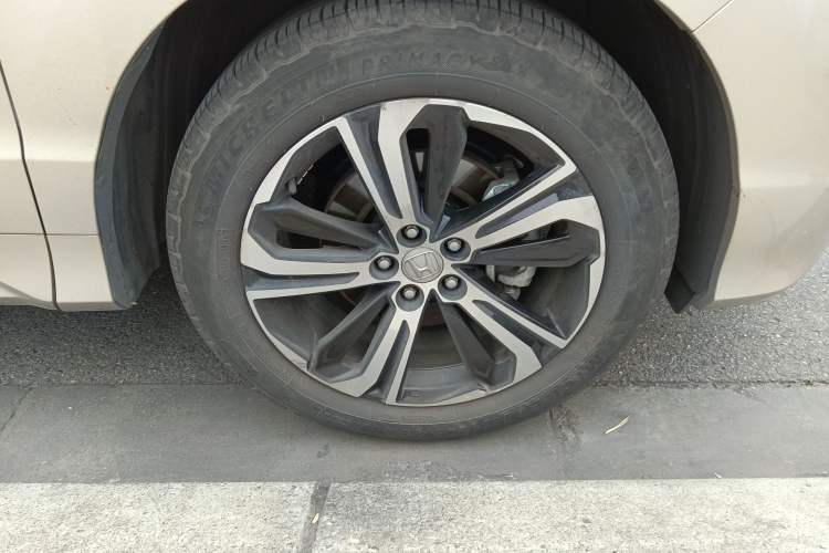 Used Honda UR-V 2017 370TURBO 2WD Prestige Edition China V
