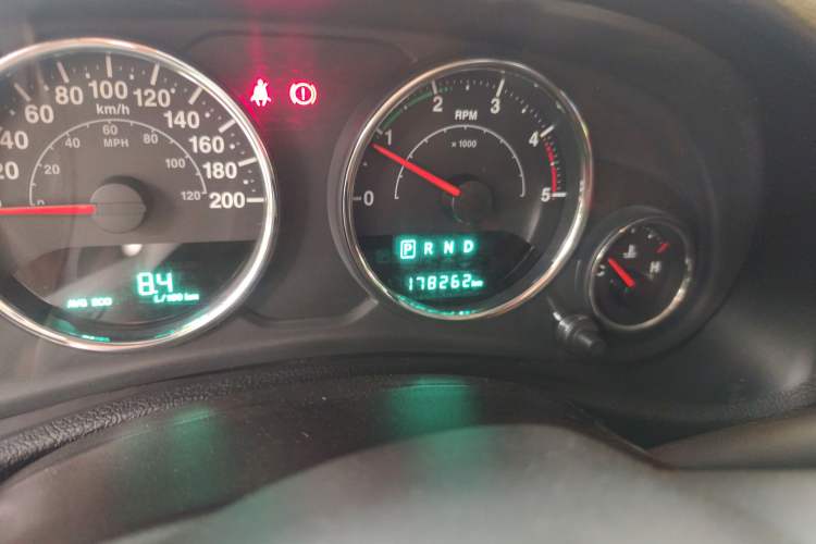 Used Jeep Wrangler 2015 2.8TD Sahara Four-Door Comfort Edition
