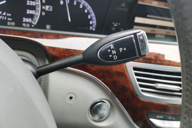 Used Mercedes-Benz S-Class 2010 S 350 L Luxury Model