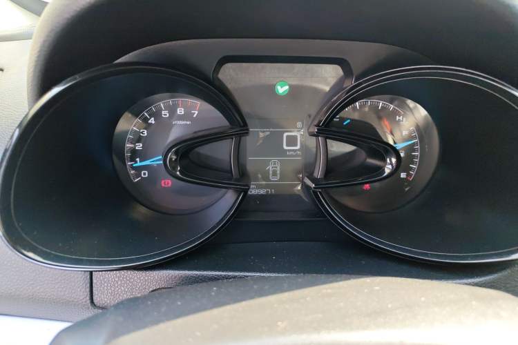 Used Dongfeng Aeolus AX7 2016 1.4T Manual Zhuyue Model