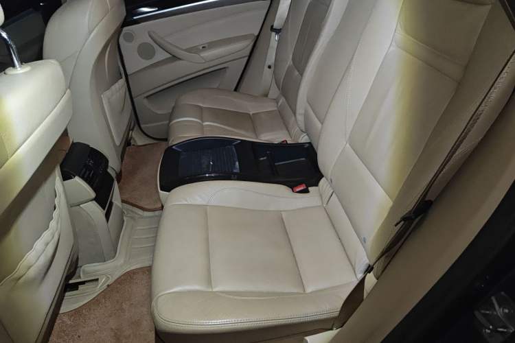 Used BMW X6 2011 xDrive35i
