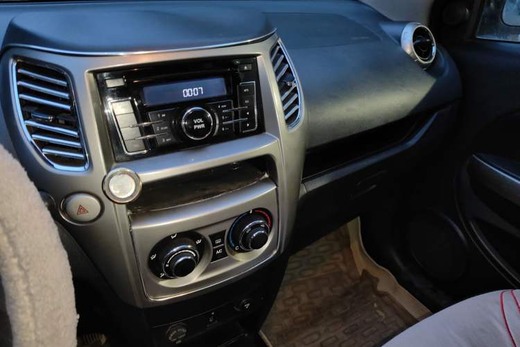 Used Great Wall M4 2012 1.5L Manual Comfort Version Audio And AC Panel