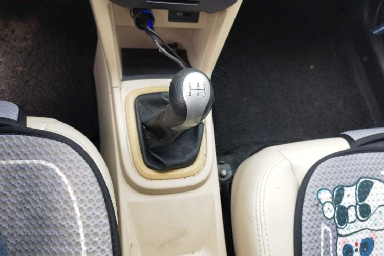 Used Chery Fengyun 2 2013 Hatchback 1.5L Manual Ruiyi Edition
