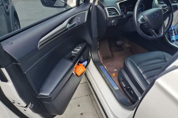 Used Ford Mondeo 2020 EcoBoost 200 Stylish Model Driver Seat