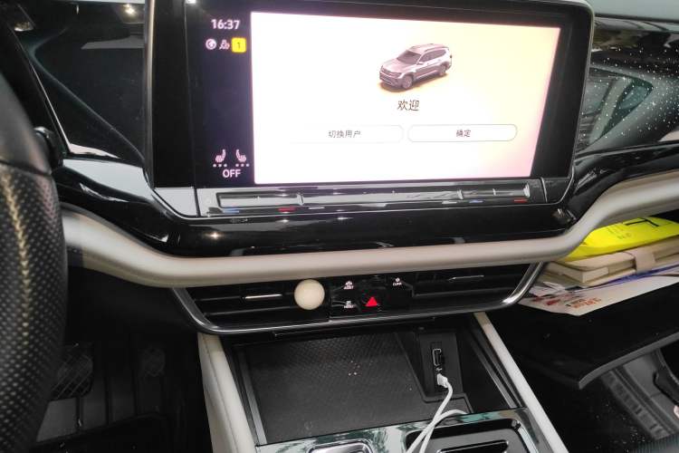 Used Volkswagen Teramont 2021 380TSI Four-Wheel Drive Prestige Luxury Edition Audio And AC Panel