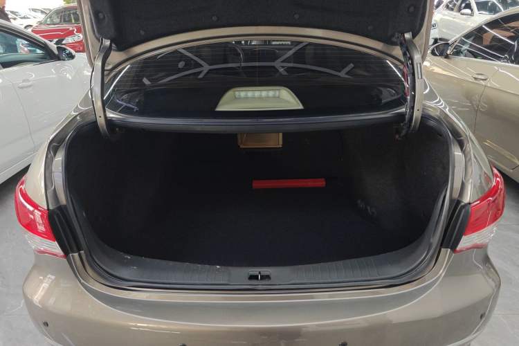 Used Nissan Sylphy 2016 Classic 1.6XE Automatic Leading Edition