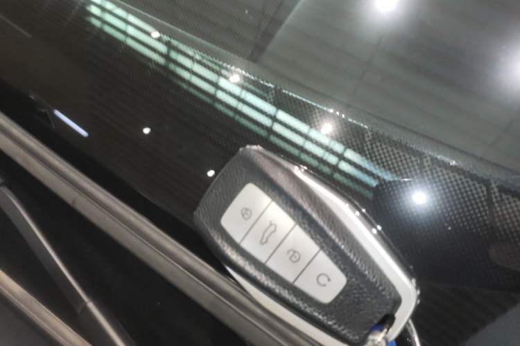 Used Geely Auto FX11 2023 1.5TD DCT Prestige Edition
