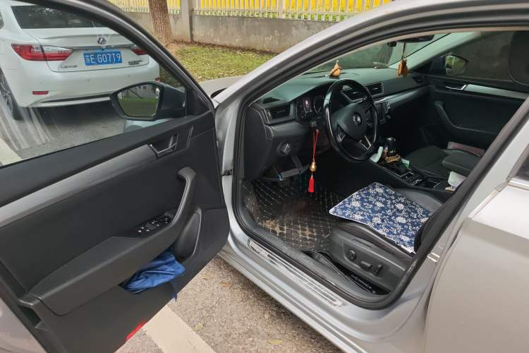 Used Skoda Superb 2016 TSI280 DSG Innovation Edition
