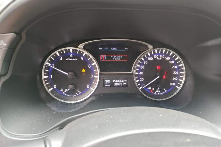 Used Infiniti JX 2013 JX35 Two-Wheel-Drive Excellence Edition Instrument Cluster