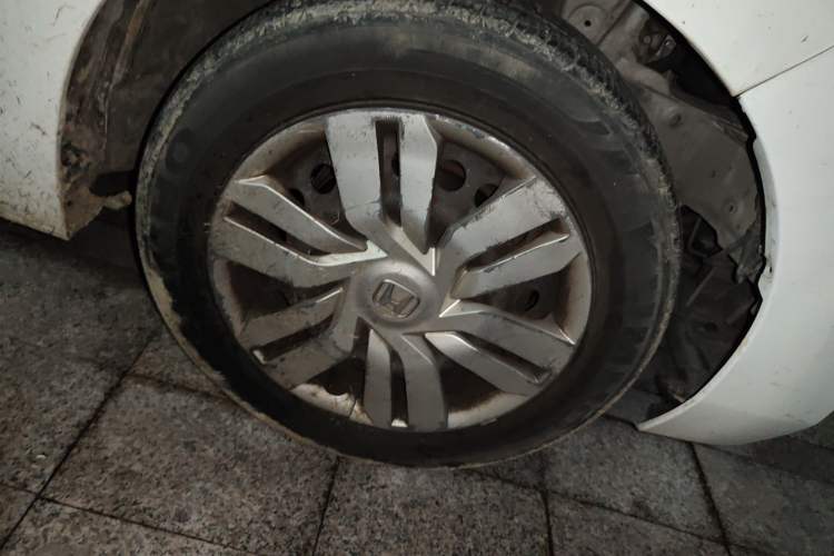 Used Honda Fit 2016 1.5L LXS CVT Comfort Sunroof Version Right Front Wheel Hub