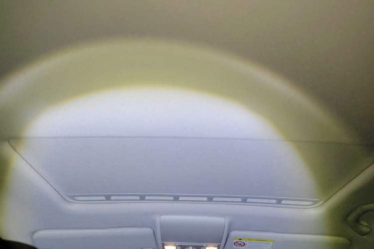 Used Volkswagen Lavida 2015 1.6L Manual Comfort Edition
