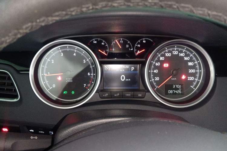 Used Peugeot 508 2015 1.8THP Automatic Prestige Edition Instrument Cluster