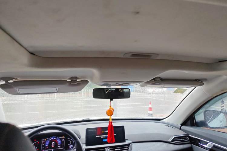 Used Dongfeng Aeolus Yixuan 2020 230T Automatic Dazzle Track Edition