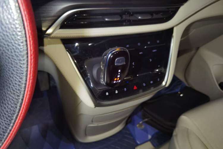 Used Buick GL8 2023 ES Lu Zun Comfort Model
