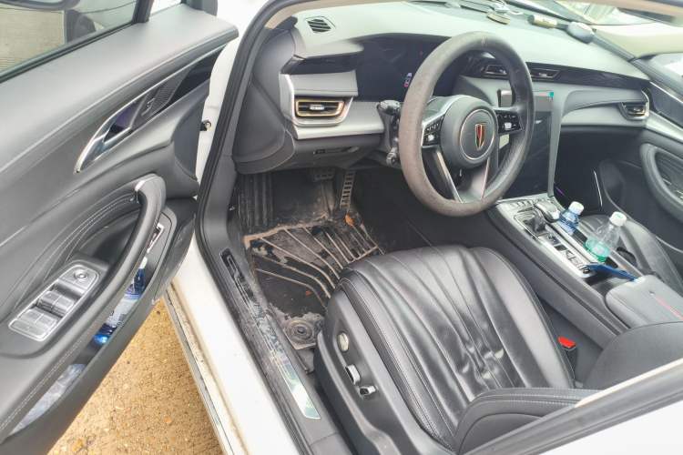 Used Hongqi H5 2023 2.0T Automatic Smart Connect Flagship Edition