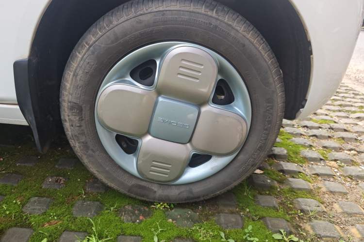 Used Geely Galaxy Panda 2023 Panda Mini 120km Cute Bear
