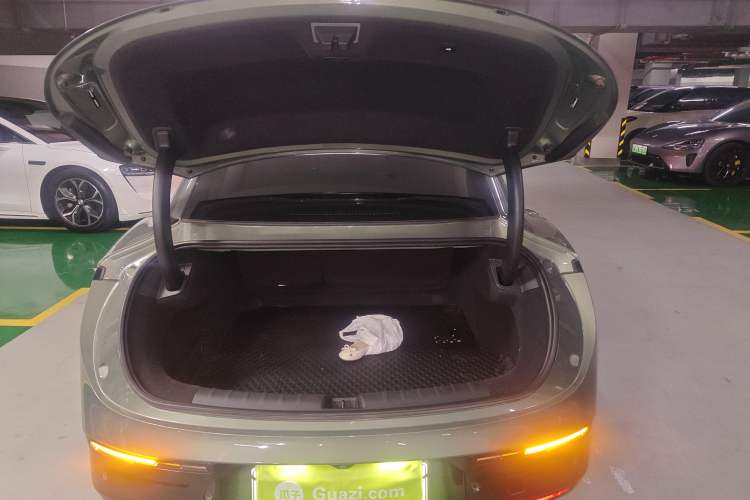 Used Zeekr 007 2025 Long-Range Rear-Wheel-Drive Intelligent Driving Version 100 kWh Trunk