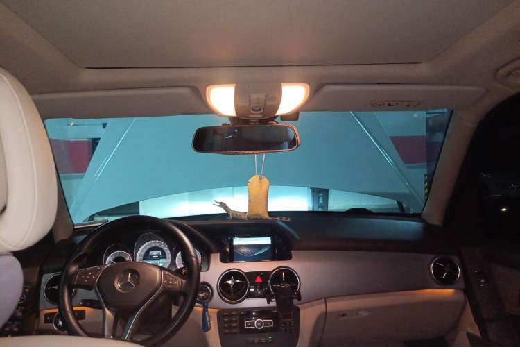 Used Mercedes-Benz GLK-Class 2014 GLK 260 4MATIC Dynamic Model
