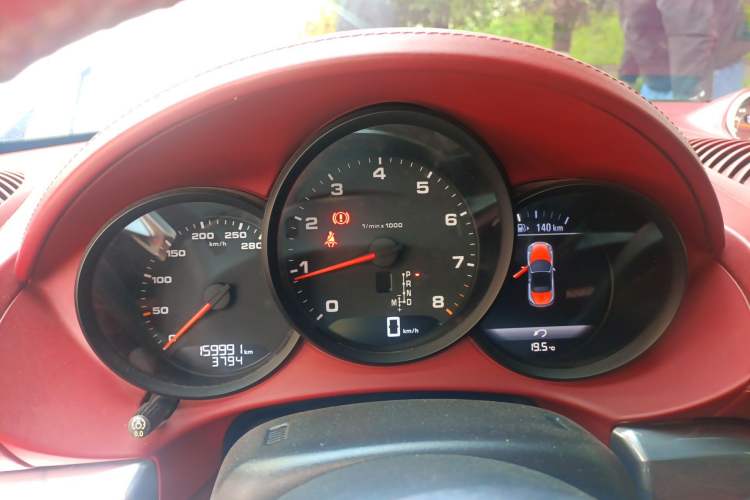 Used Porsche 718 2016 Boxster 2.0T
