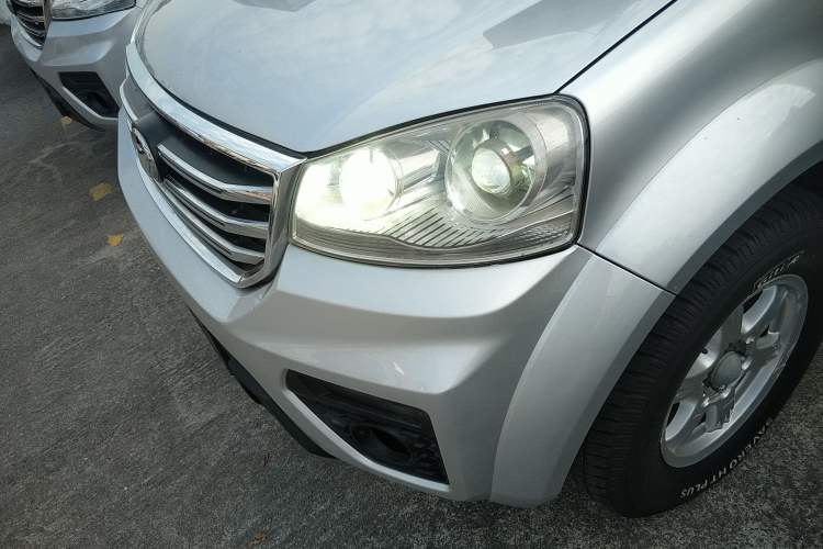 Used Great Wall Wingle 5 2017 2.0T European Version Diesel Two-Wheel Drive Advanced Large Double-Cab GW4D20E