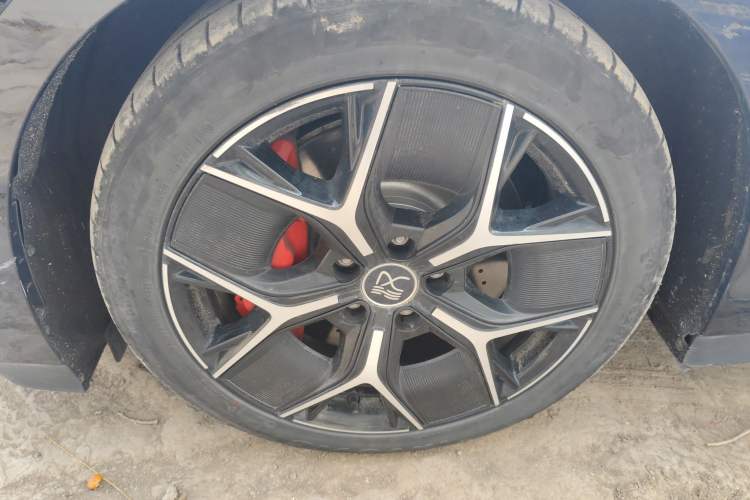 Used BYD Han 2022 EV Genesis Edition 715KM Front-Wheel-Drive Prestige Model
