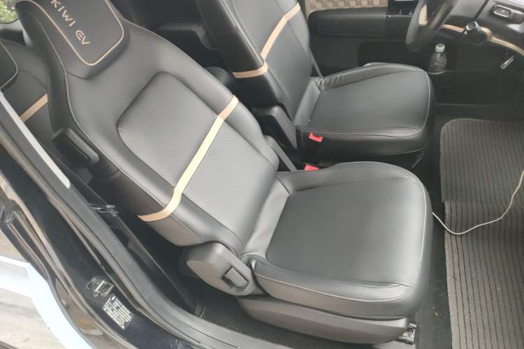 Used Baojun KiWi EV 2022 Designer Lite Edition Lithium Iron Phosphate