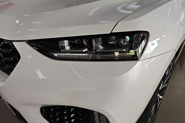 Used Wey VV7 2017 2.0T Ultra-Luxury Version Left Front Headlight