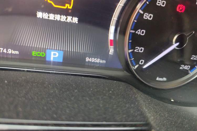 Used GAC Trumpchi GS8 2017 320T Two-Wheel Drive Luxury Smart Connectivity Version (7 Seats)
