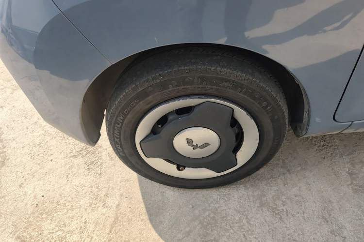 Used Wuling Hongguang MINIEV 2021 Macaron Premium Model – Lithium Iron Phosphate