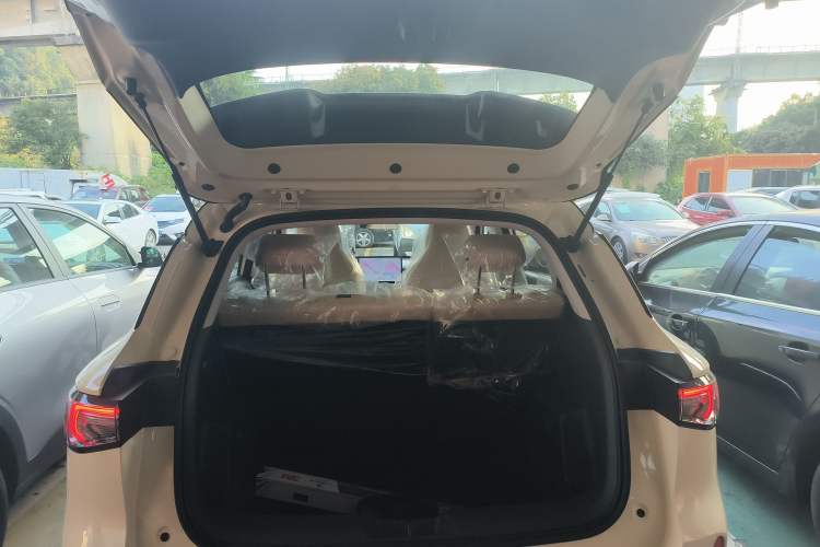 Used Wuling Bingo S 2025 Model 325km Deluxe Edition