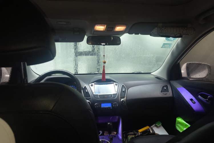 Used Hyundai ix35 2015 2.0L Automatic 2WD Smart Version China V Standard