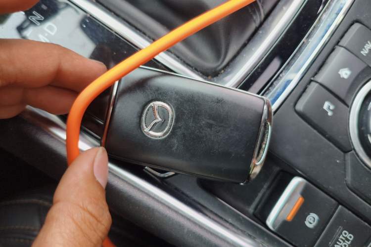 Used Mazda CX-5 2024 2.5L Automatic Two-Wheel Drive ZhiZun Version Vehicle Key